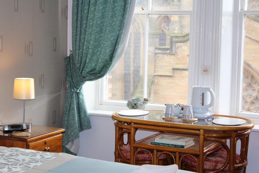 The Middleham Bed & Breakfast Whitby Eksteriør bilde